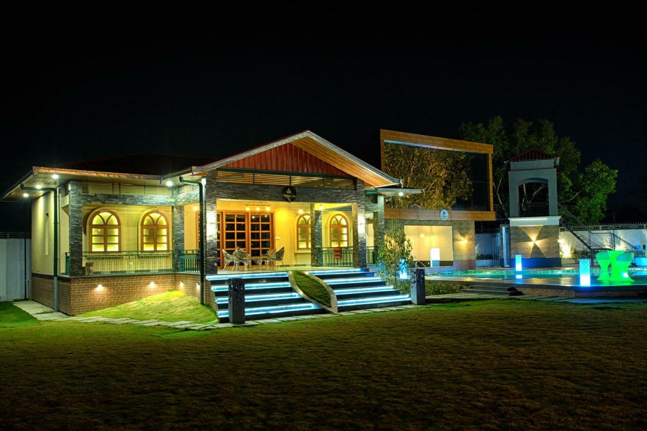 Four Vedas Hotel & Resort Siliguri Eksteriør bilde