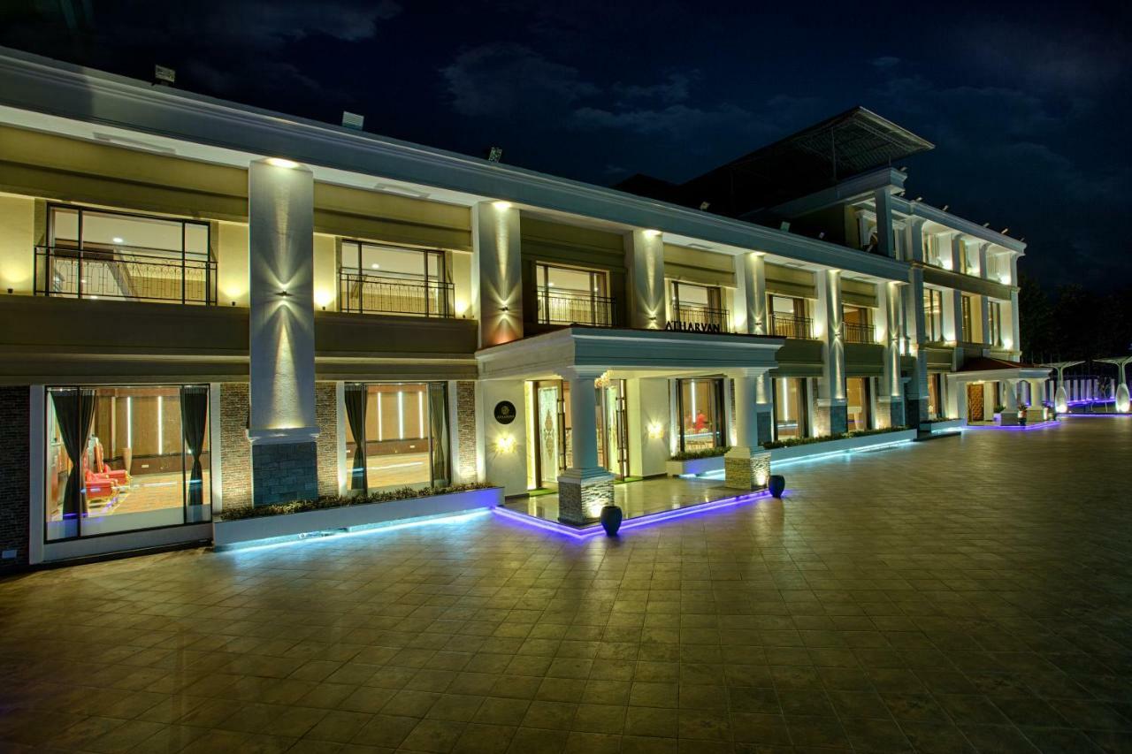 Four Vedas Hotel & Resort Siliguri Eksteriør bilde