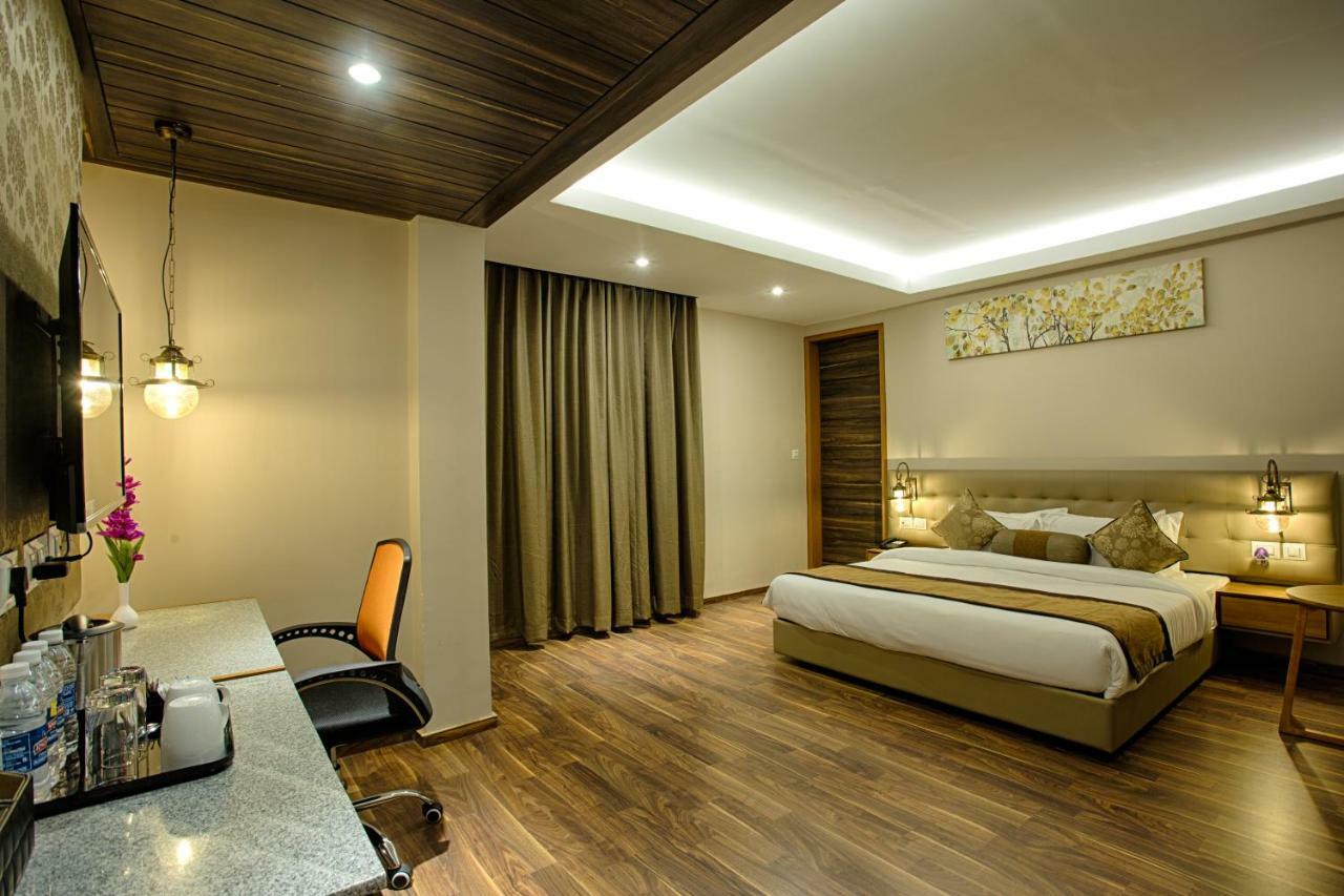 Four Vedas Hotel & Resort Siliguri Eksteriør bilde